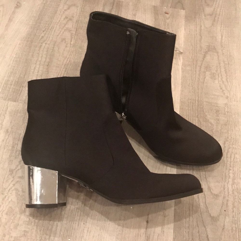 Unisa boots